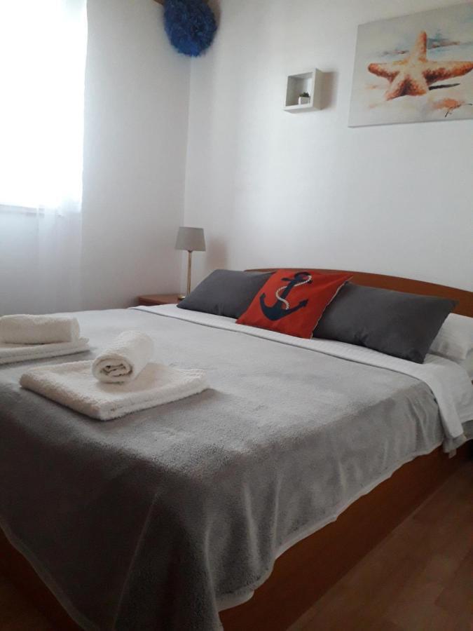 Apartman "Rosa" Vodice Zewnętrze zdjęcie